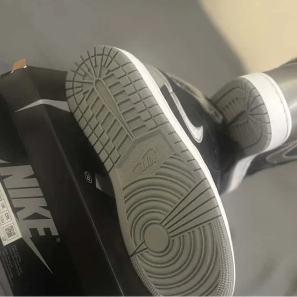 Jordan 1 OG Satin Shadow Nike Black and grey High-Top Sneaker. OG BOX. 5.5M / 7W Sneakers